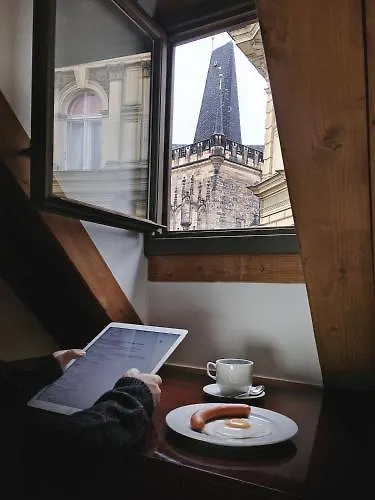 براغ Orea Place Charles Bridge